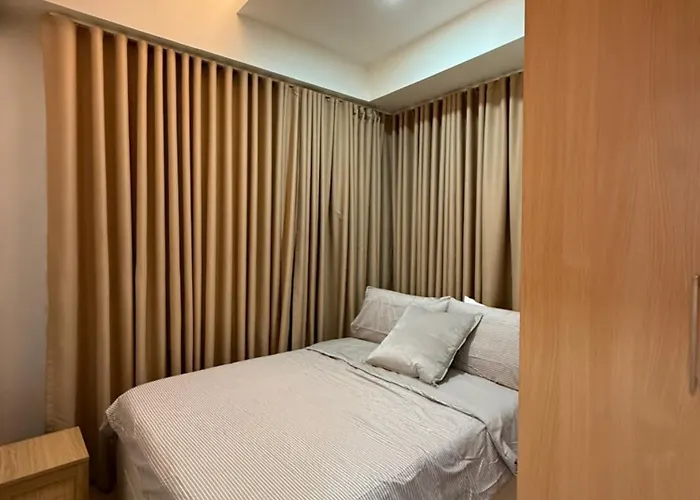 Luxury 2br W Balcony Bgc Taguig Near Venice Mall Apartamento Manila